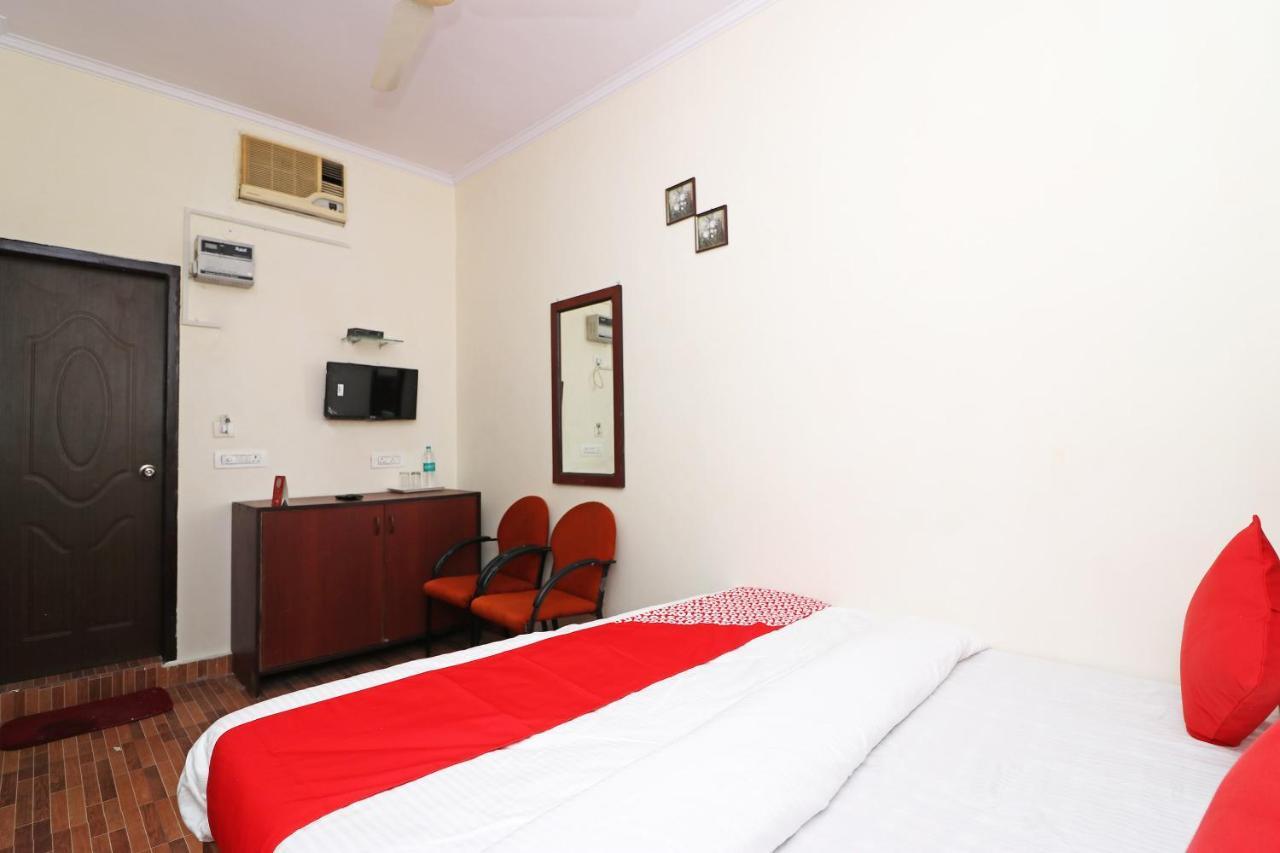 Oyo 14179 Panchvati Hotel Dehradun Esterno foto
